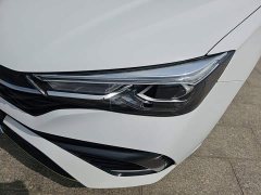 SAIC MG i5 1.5L CVT Platinum Edition - ფოტო 4