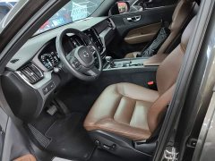 Volvo XC60 T5 AWD Smart Luxury Edition - ფოტო 15