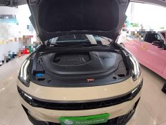 Lynk & Co Geely Lynk & Co 06 Remix 1.5T Sport Pro - ფოტო 20