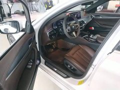 BMW 5 Series New Energy 535Le M Sport Package - ფოტო 12