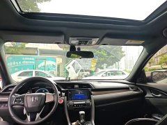 Honda Civic 2021 Hatchback 220 Turbo CVT Sharp Control - ფოტო 18