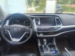 Toyota Highlander 2.0T AWD Luxury 7-Seater - ფოტო 10