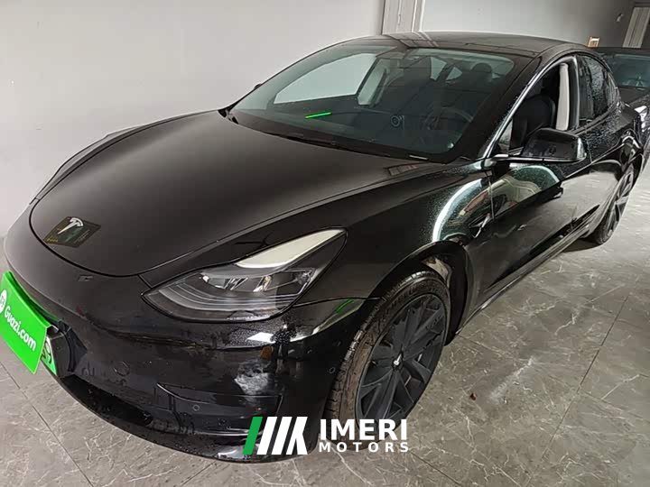 Tesla Model 3 Rear-Wheel Drive