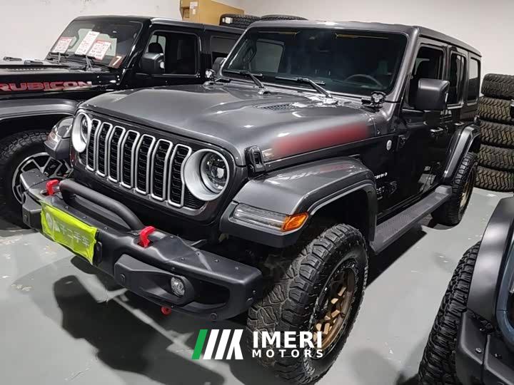 Jeep Wrangler 2.0T Sahara Four-Door