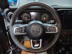 Jeep Wrangler 2.0T Sahara Four-Door - photo 11