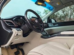 Buick GL8 Land Executive Cabin 652T Luxury - ფოტო 16