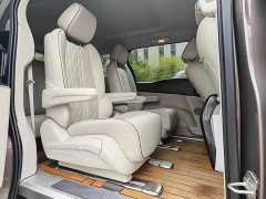 Buick GL8 Land Executive Cabin 652T Luxury - ფოტო 17