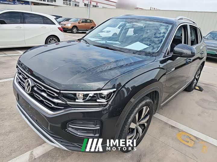 Volkswagen Taos 330TSI FWD Luxury Smart Connected Edition