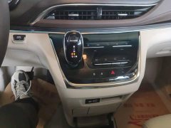 Buick GL8 2023 Land Business Class Comfort Edition - ფოტო 10