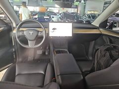 Tesla Model Y Long Range All-Wheel Drive - ფოტო 10