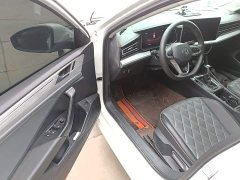 Volkswagen Sagitar 300TSI DSG Excellence Edition - ფოტო 12