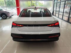 Hyundai Elantra 2023 1.5L CVT GLX Elite - ფოტო 4