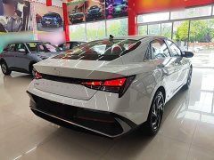 Hyundai Elantra 2023 1.5L CVT GLX Elite - ფოტო 5