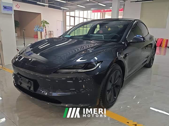 Tesla Model 3 Rear-Wheel Drive