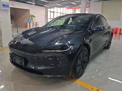 Tesla Model 3 Rear-Wheel Drive - ფოტო 2