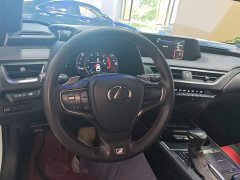 Lexus UX 2020 Facelift 200 F SPORT - ფოტო 10