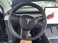 Tesla Model Y Rear-Wheel Drive - ფოტო 11