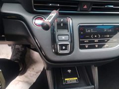 Honda Odyssey 2022 2.0L e:HEV Luxury - ფოტო 14