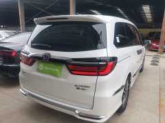 Honda Odyssey 2022 2.0L e:HEV Luxury - ფოტო 7