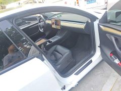 Tesla Model Y Standard Range RWD - ფოტო 20