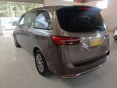Buick GL8 Land Official Business Class 652T Comfort Edition - ფოტო 5
