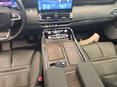 Lincoln Navigator 2024 3.5T Presidential Edition - ფოტო 14