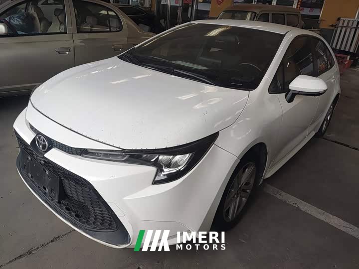 Toyota Corolla TNGA 1.5L CVT Base