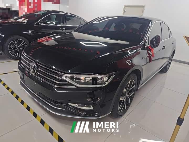 Volkswagen Magotan 330TSI DSG Advance