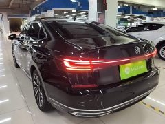 Volkswagen Passat 2022 330TSI Luxury - ფოტო 5