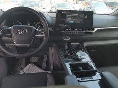 Toyota Sienna 2.5L Hybrid AWD Premium - ფოტო 10