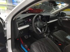 Volkswagen Tiguan L 330TSI Automatic FWD R-Line Comfort Edition - ფოტო 10
