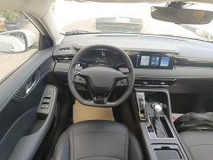 SAIC MG i5 2023 1.5L CVT Luxury - ფოტო 11