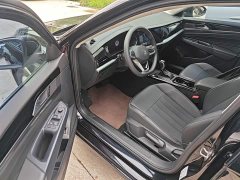 Volkswagen Passat Outstanding Edition 280TSI Business Version - ფოტო 16