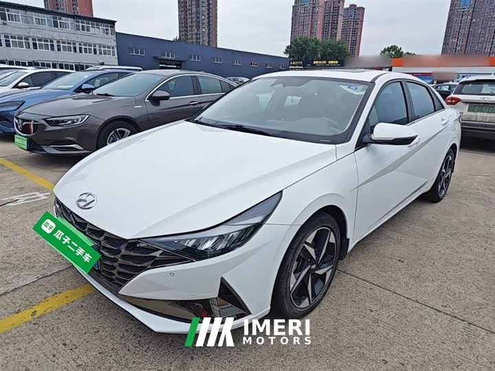 Hyundai Elantra 2022 1.5L CVT Luxury - ავტომობილი ჩინეთიდან