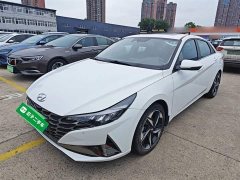 Hyundai Elantra 2022 1.5L CVT Luxury - ფოტო 2