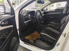 Volkswagen Jetta VS5 280TSI Automatic Entry-Level - ფოტო 16