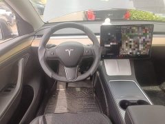 Tesla Model Y Long Range All-Wheel Drive - ფოტო 3