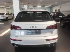 Audi Q5L 40T Luxury Dynamic Edition - ფოტო 10