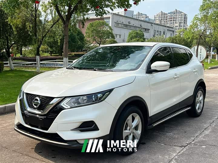 Nissan Qashqai 2.0L CVT XV Smart Comfort Edition - ავტომობილი ჩინეთიდან