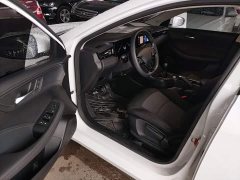 SAIC MG i5 2023 1.5L Manual Comfort Edition - ფოტო 16