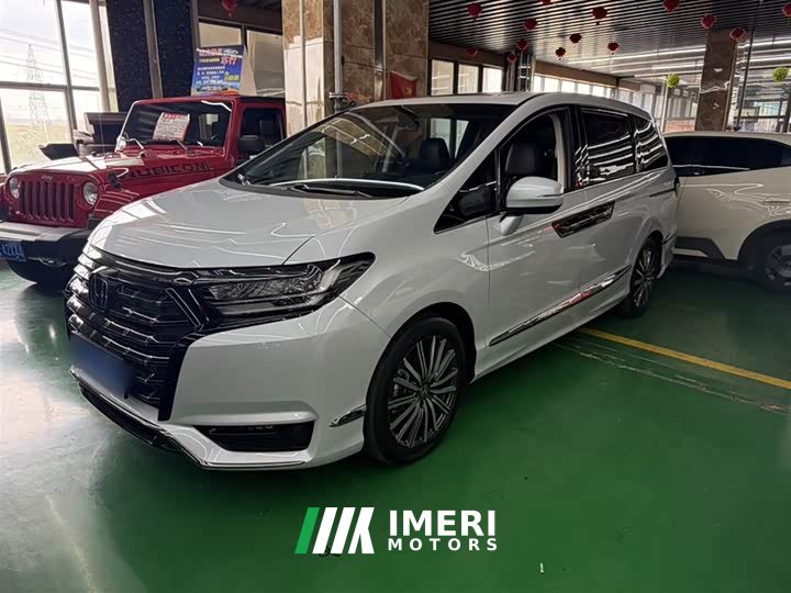 Honda Odyssey 2.0L e:HEV Luxury - ავტომობილი ჩინეთიდან