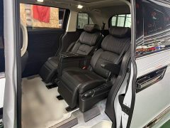 Honda Odyssey 2.0L e:HEV Luxury - ფოტო 16