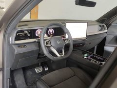 Volkswagen Teramont Pro 450TSI AWD Summit Edition - ფოტო 10