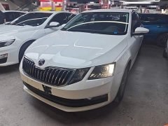 Skoda Octavia 1.5L Automatic Comfort Edition - ფოტო 2