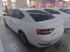 Skoda Octavia 1.5L Automatic Comfort Edition - ფოტო 5