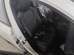Toyota Frontlander 2.0L CVT Comfort Edition - ფოტო 12