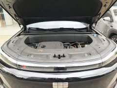 Geely Galaxy M9 210km AWD Navigator Edition - ფოტო 20
