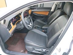 Volkswagen Bora 200TSI DSG Comfort Edition - ფოტო 15