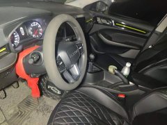 SAIC MG i5 1.5L Manual Platinum Edition - ფოტო 8