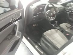 Volkswagen Taos 380TSI AWD R-Line Smart Connected Edition - ფოტო 16